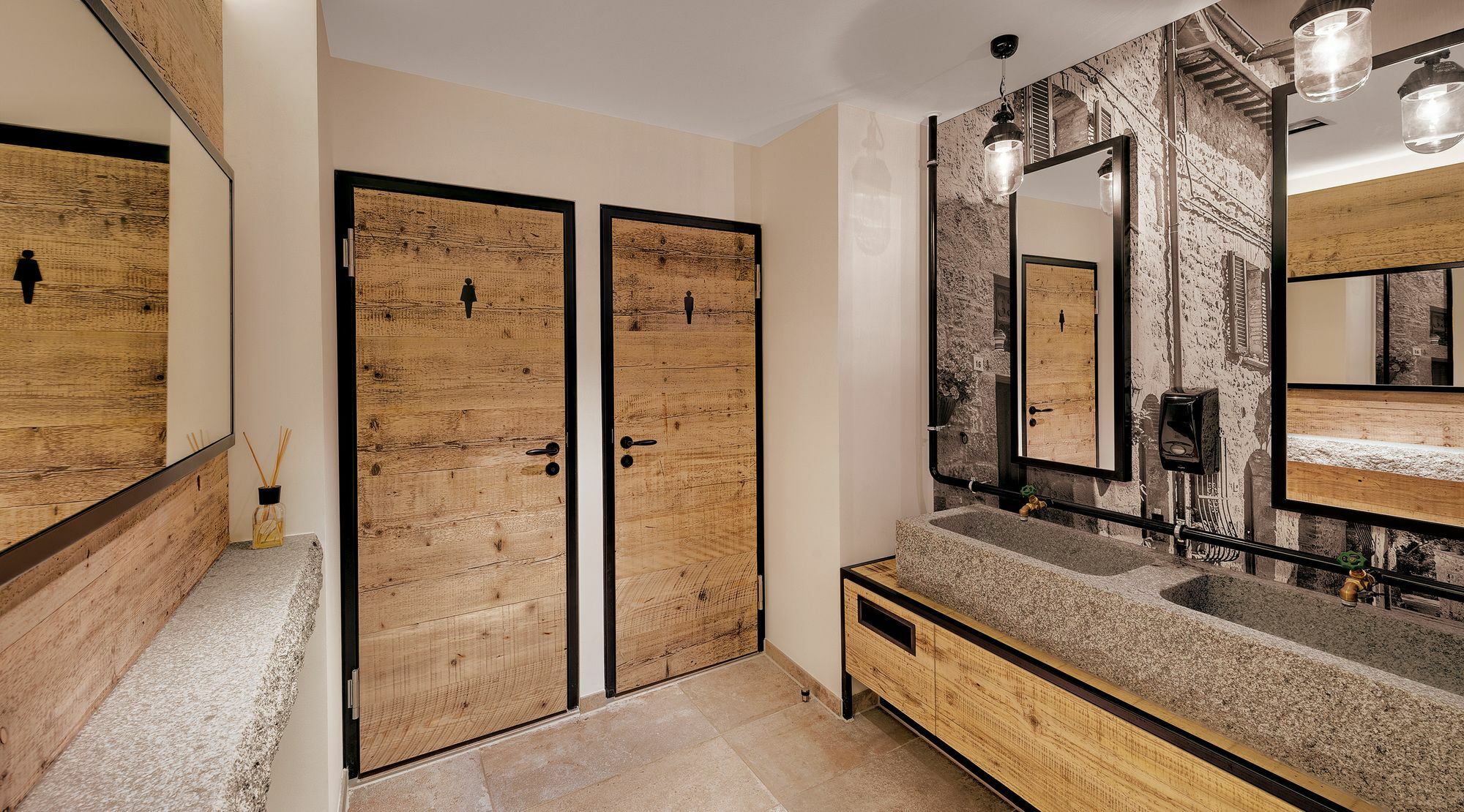 Alpen Hotel 4*